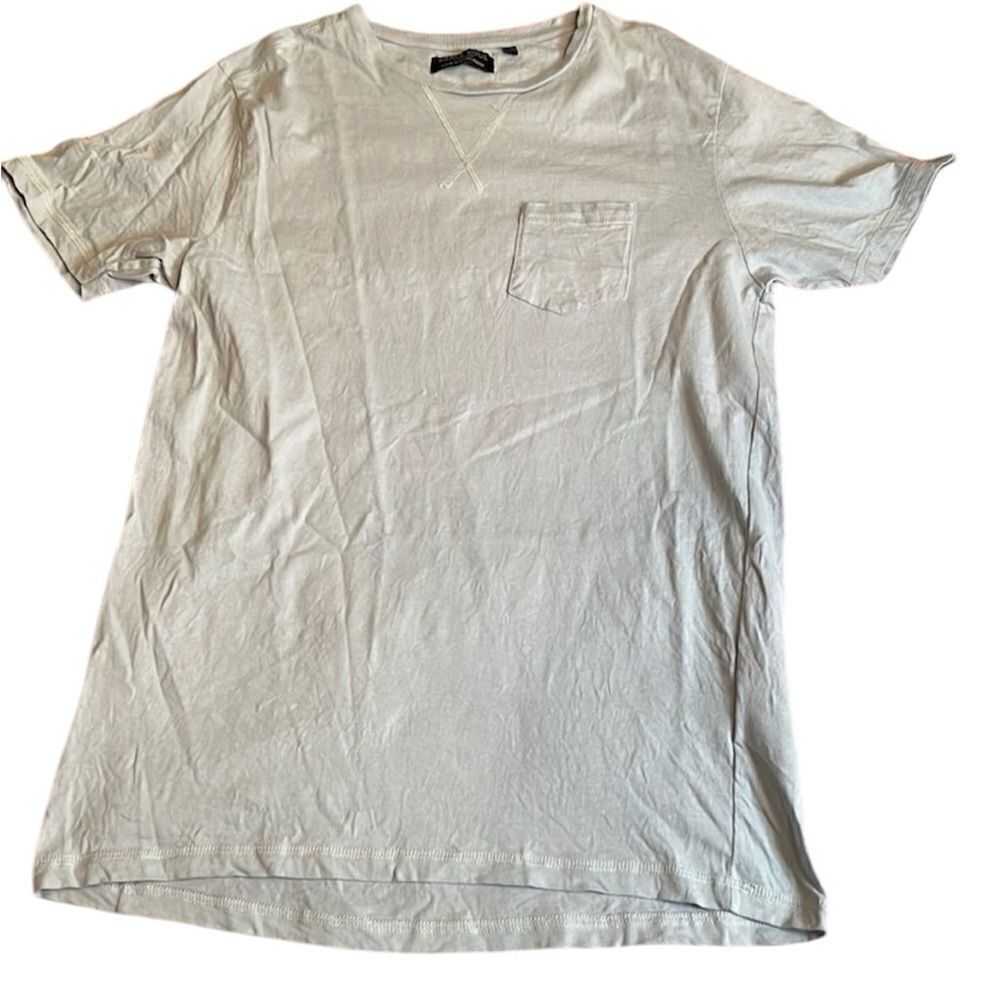 Brave soul size medium short sleeve light blue tshirt EUC
